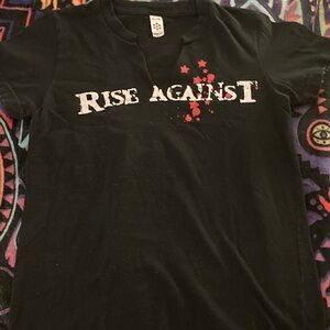 Rise Against tee